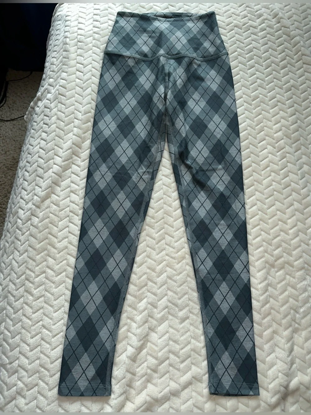 Beyond Yoga Grey Plaid Inseam 25” Size XS - Picture 2 of 8